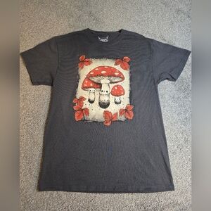 Stephanie Bayles Mushroom Tee Size Medium